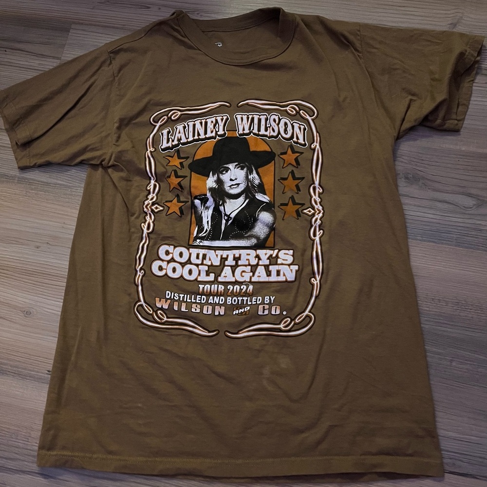 Lainey Wilson Country’s Cool Again Tour Shirt